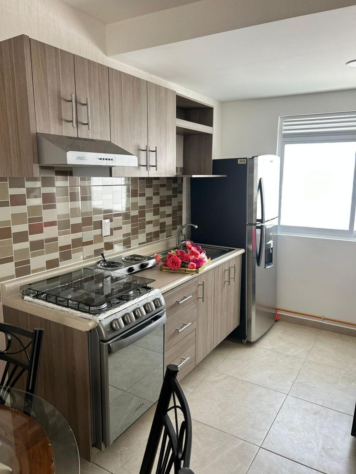 Appartamento Residencial Eduardo Molina *